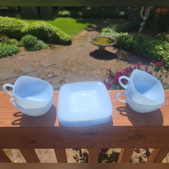 Vintage Fire King Square blue cups & saucers 1950's 8 pieces - Picture 5 of 5